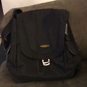 Keen Sling Bag